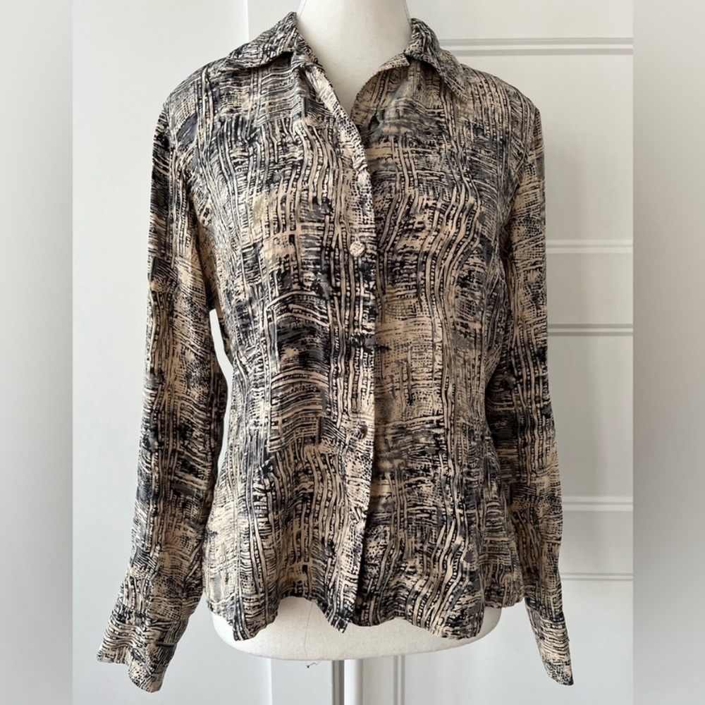 100% Silk Vintage blouse.